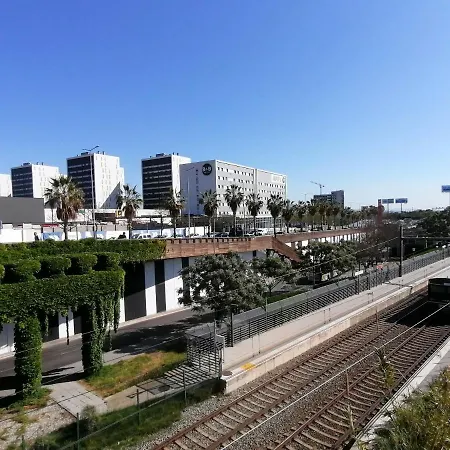 Airport Barcelona Premium *