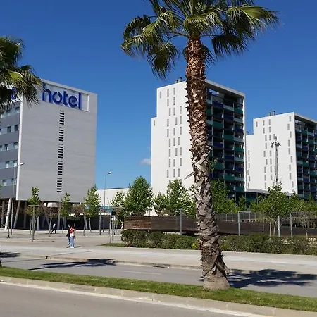 Airport Barcelona Premium Apartment